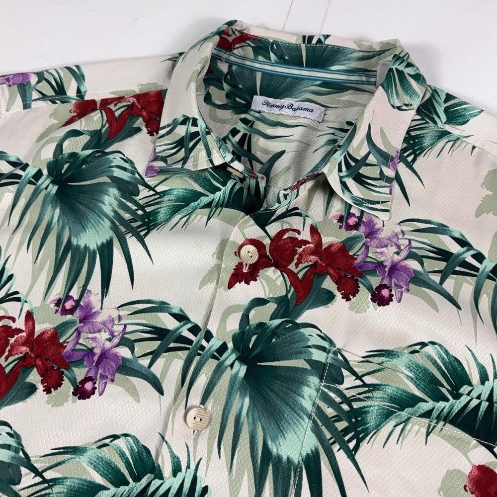 Tommy Bahama Shirt Mens XL Cream Silk Floral Hawaiian Short Sleeve Button Up